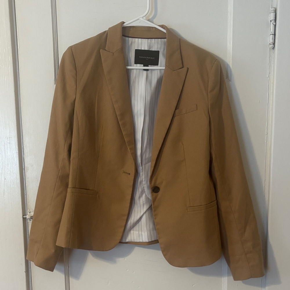 🩶 Banana Republic Tan Blazer - Picture 3 of 13